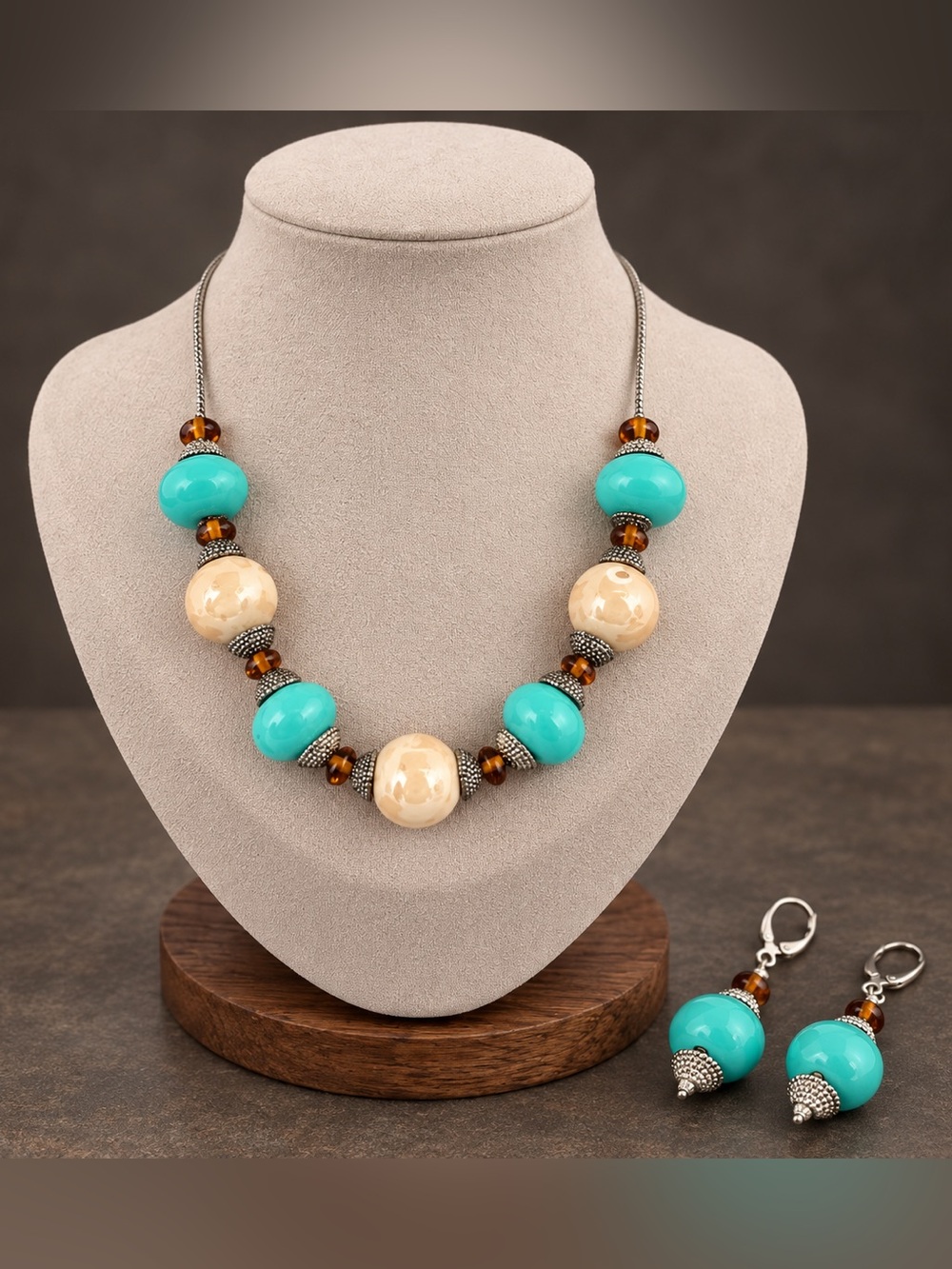 Vintage Turquoise Beaded Necklace & Earrings Jewelry Set